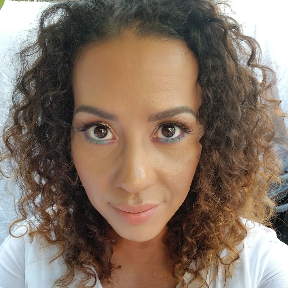 Meet your Posher, Evelyn